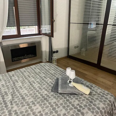 דירה Carra House